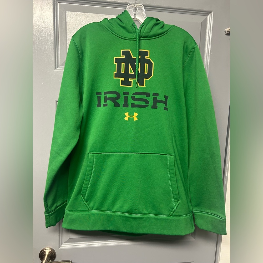 Under Armour Storm 1 NOTRE DAME IRISH hoodie. Size medium. Excellent condition